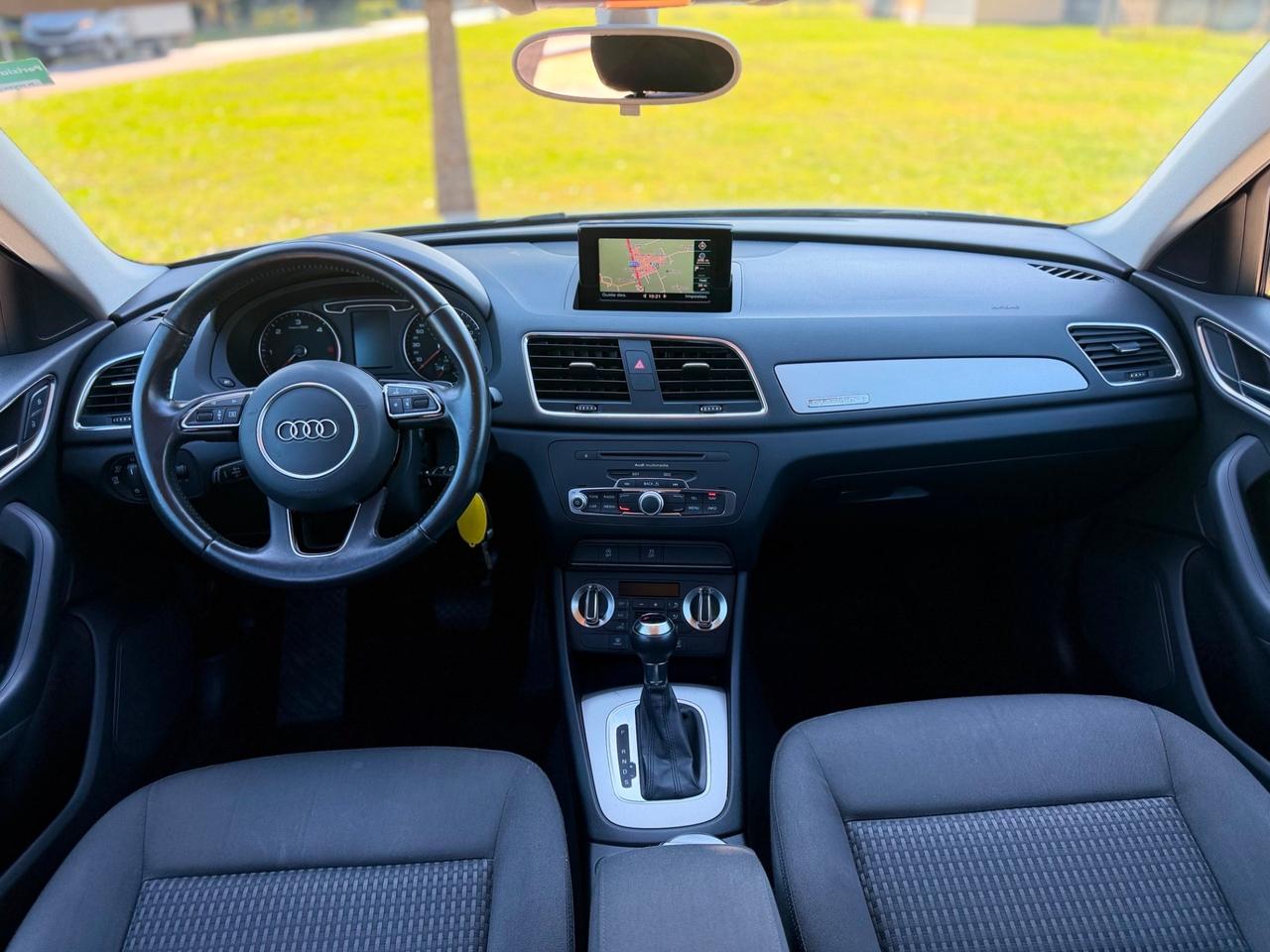 Audi Q3 2.0 TDI quattro S tronic Business Plus