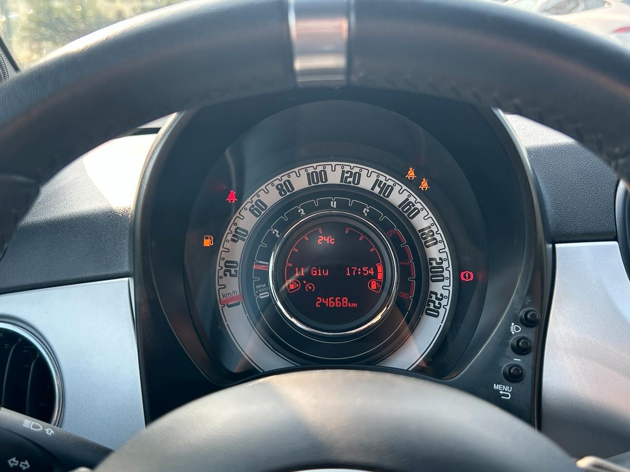 Fiat 500 1.0 hybrid Connect 70cv