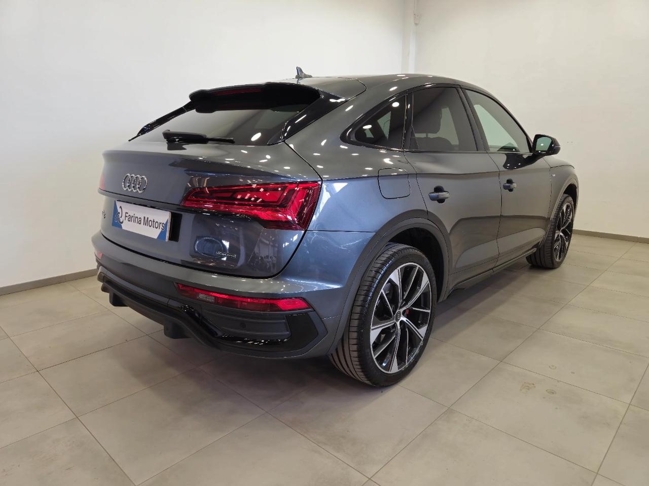 Audi Q5 Sportback 40 tdi mhev S line quattro s-tronic - ACC/Lim - Cam - Carplay