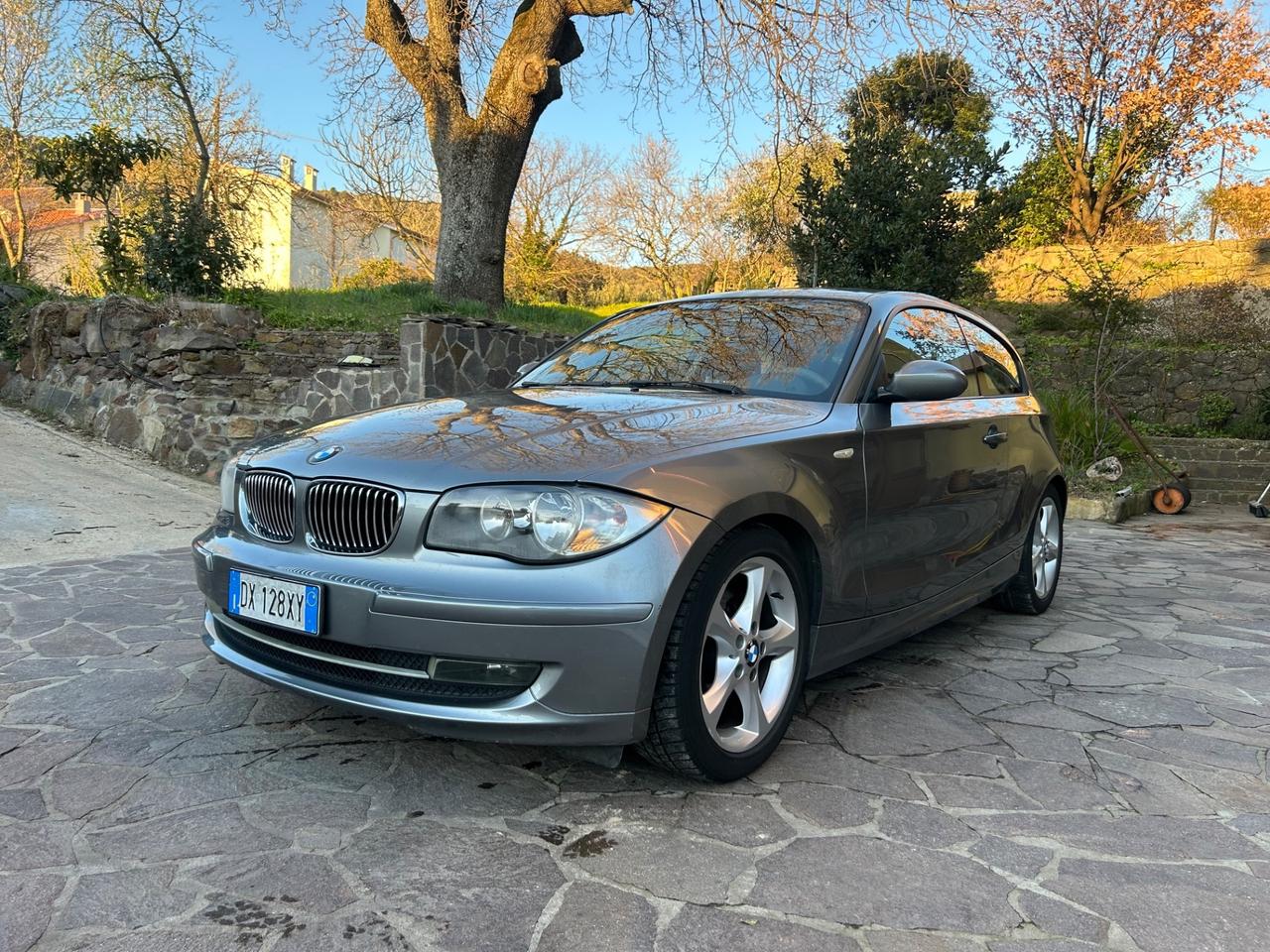 Bmw 120 120d cat 5 porte Futura DPF