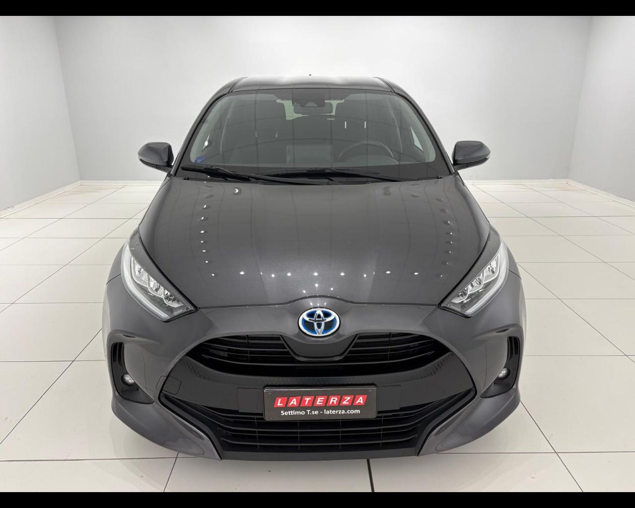 TOYOTA Yaris 1.5h Trend