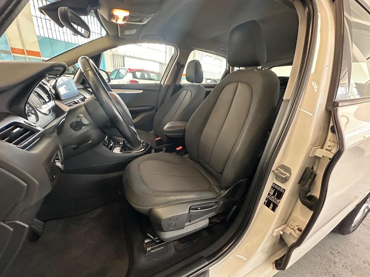 Bmw 2er Active Tourer 218i Advantage