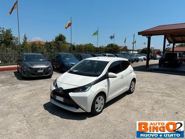 Toyota Aygo 1.0 VVT-i 69 CV 5 porte x-cool TSS