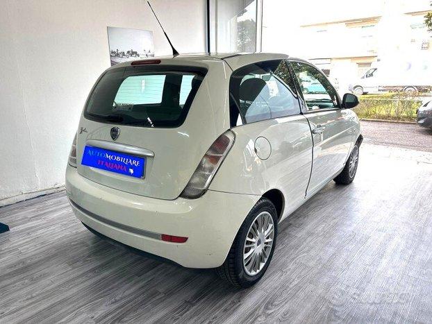 LANCIA Ypsilon 2 serie Ypsilon 1.2 Platino