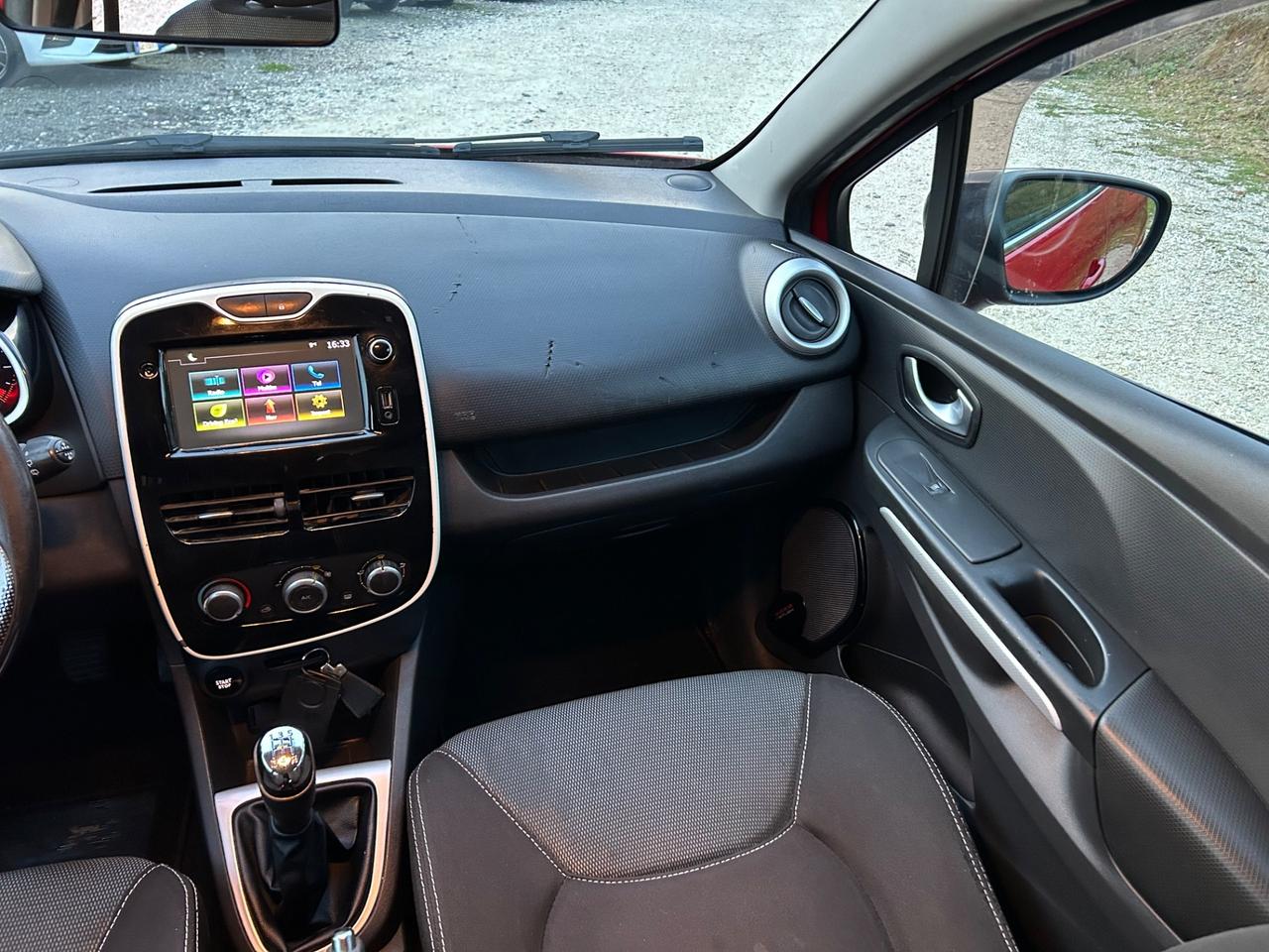 Renault Clio dCi 8V 75 CV Start&Stop 5 porte Energy neopatentati