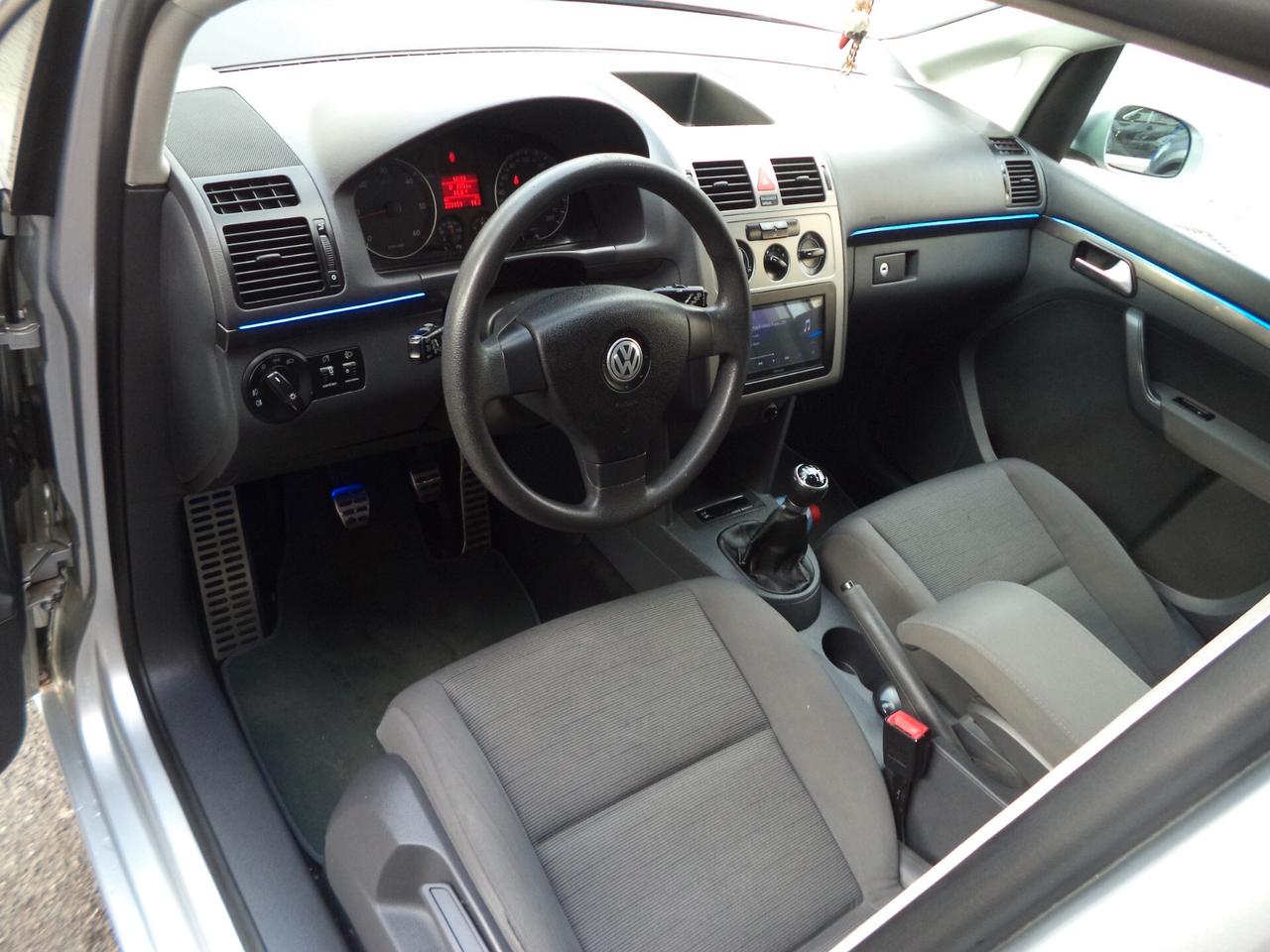 Volkswagen Touran 1.9 TDI 105CV DPF Highline BMT 7 POSTI