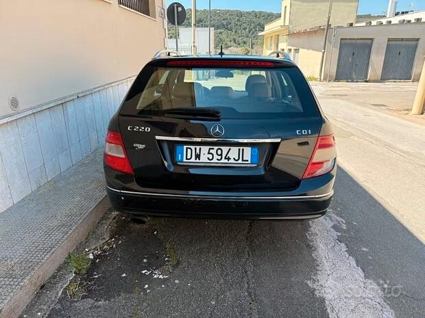 Mercedes-benz C 220 CDI BlueEFFICIENCY Elegance