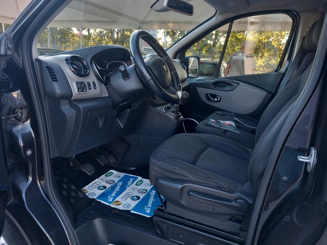 Renault Trafic 1.6 dCi 125CV S&S Intens 9 posti MOTORE SOSTITUITO CON KM 156000