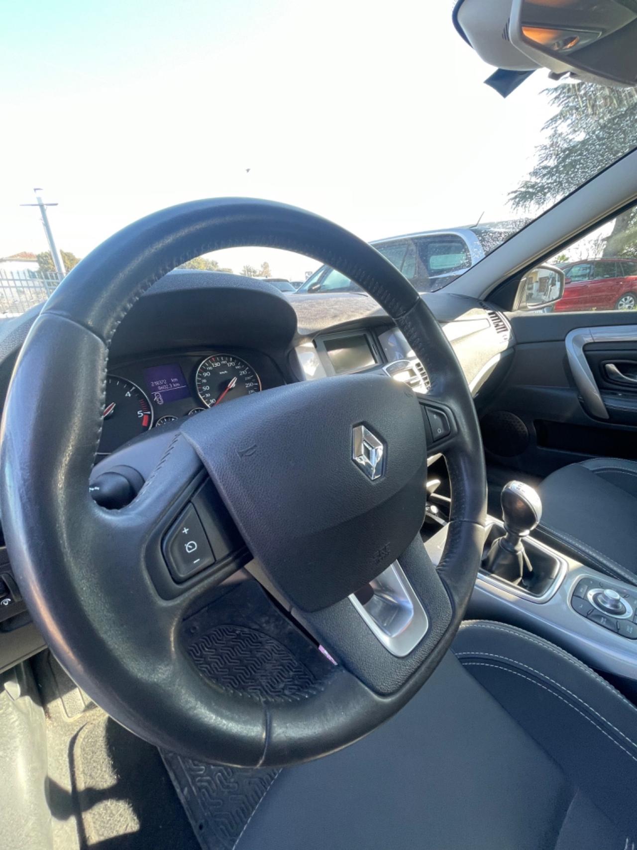 Renault Laguna 2.0 dCi 150CV SporTour Nav