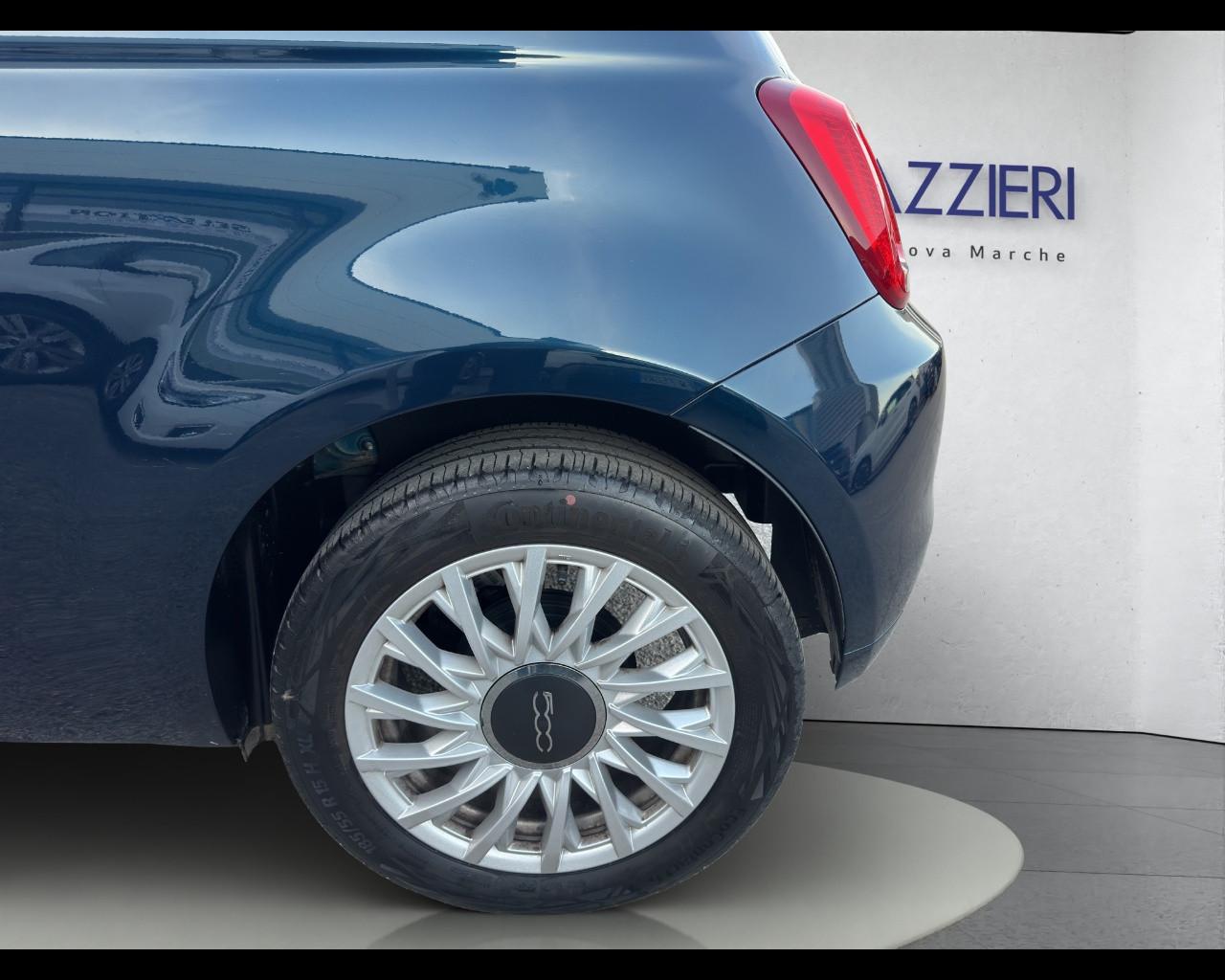 FIAT 500 (2015-2024) - 500 C 1.0 Hybrid Dolcevita