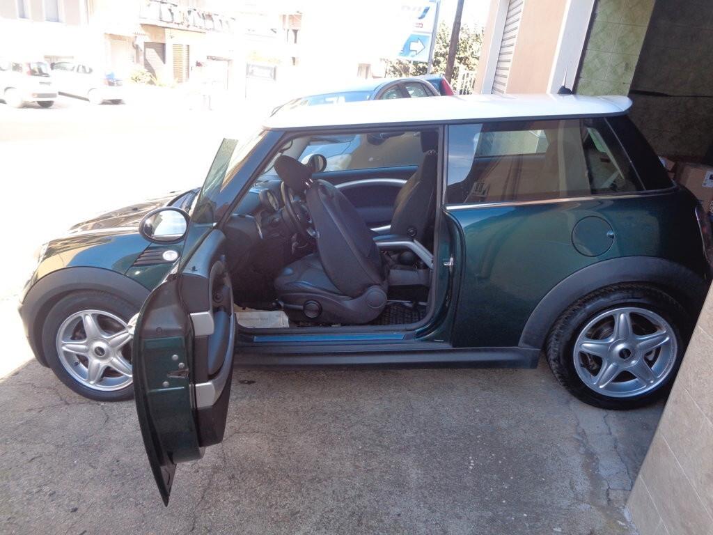 Mini Cooper 1.6 D 16V 109CV (Finanziabile)