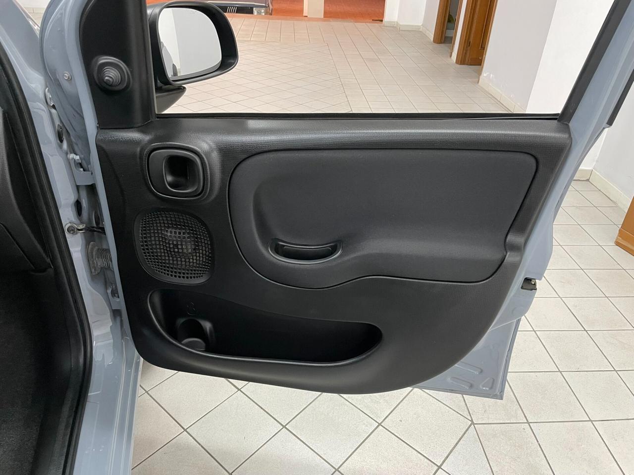 Fiat Panda 1.0 70 cv FireFly S&S Hybrid 5 posti Ruotino di scorta