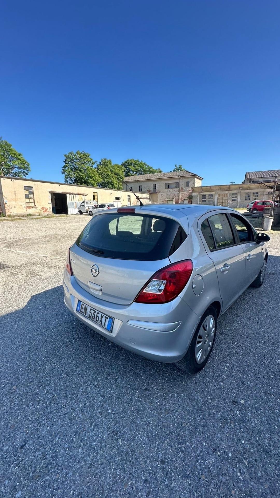 Opel Corsa 1.2 5 porte Edition