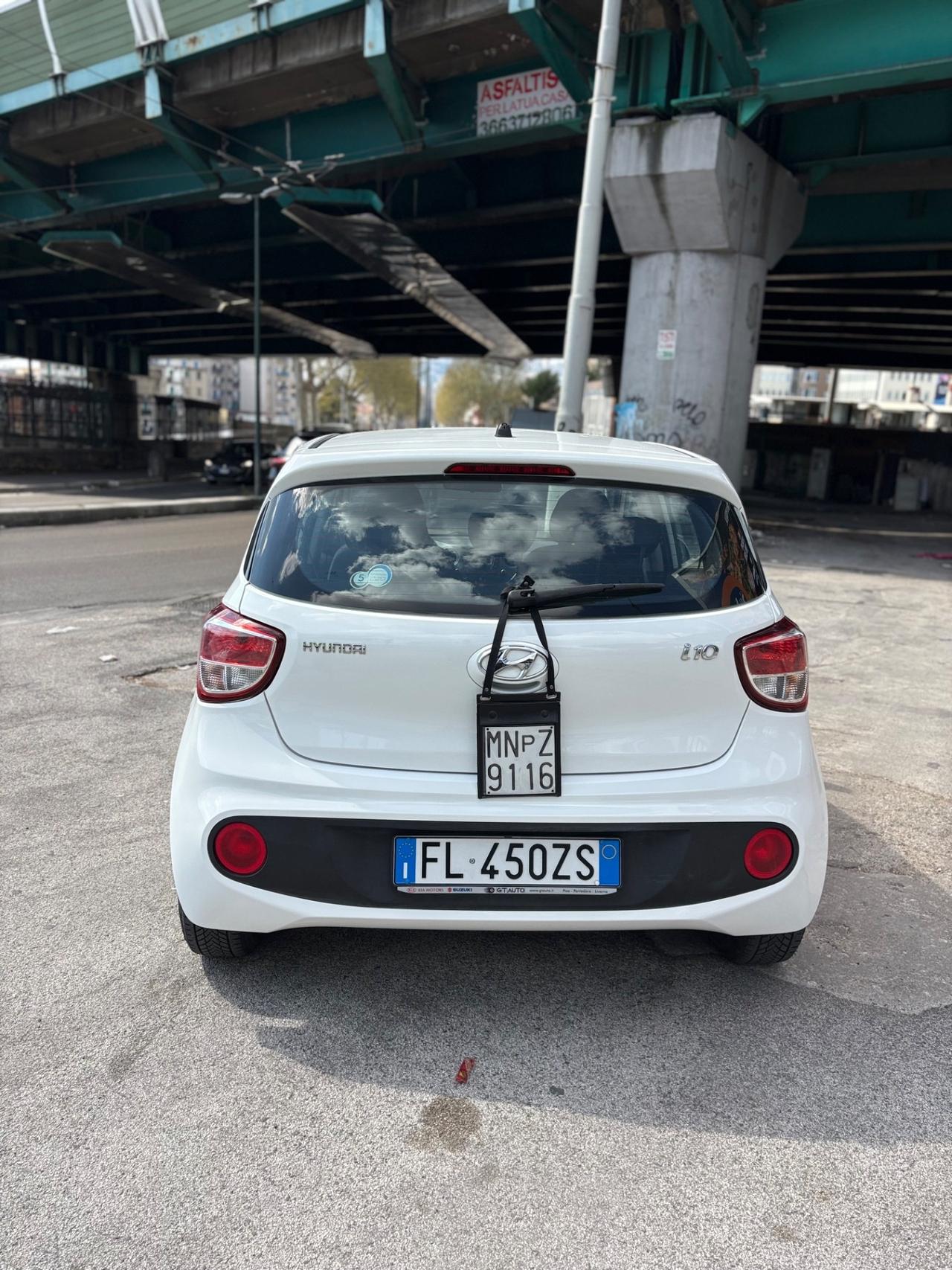 Hyundai i10 cc 1.0 benzina 2018
