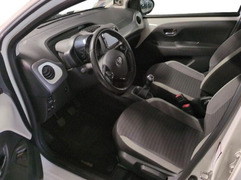 Toyota Aygo 1.0 VVT-i x-play