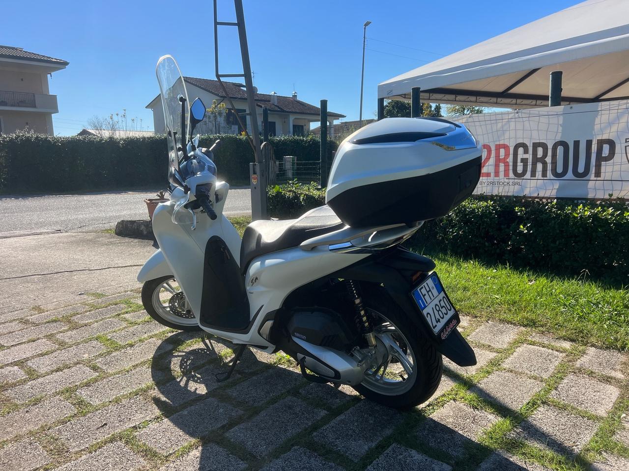 Honda SH 150i-2023"SOLO 800KM"