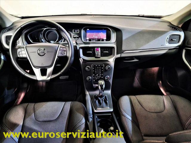 VOLVO V40 Cross Country D2 Geartronic Style Plus