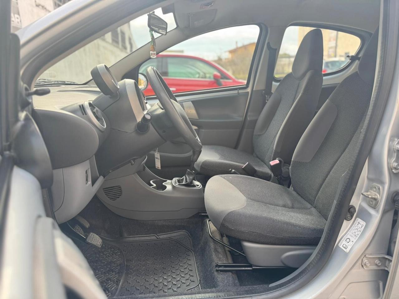 Peugeot 107 1.0 68CV 5p. Sweet Years