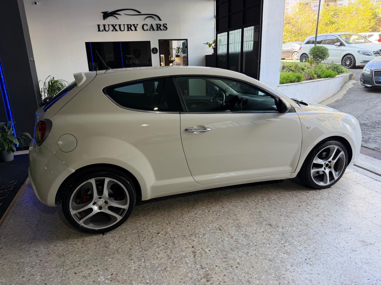 Alfa Romeo MiTo 1.6 JTDm 16V Distinctive Sport Pack