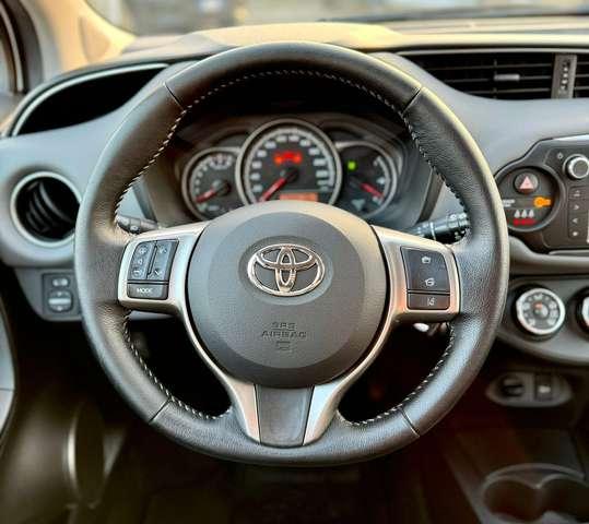 Toyota Yaris NEOPATENTATI 5p 1.0 Trend Platinum Edition