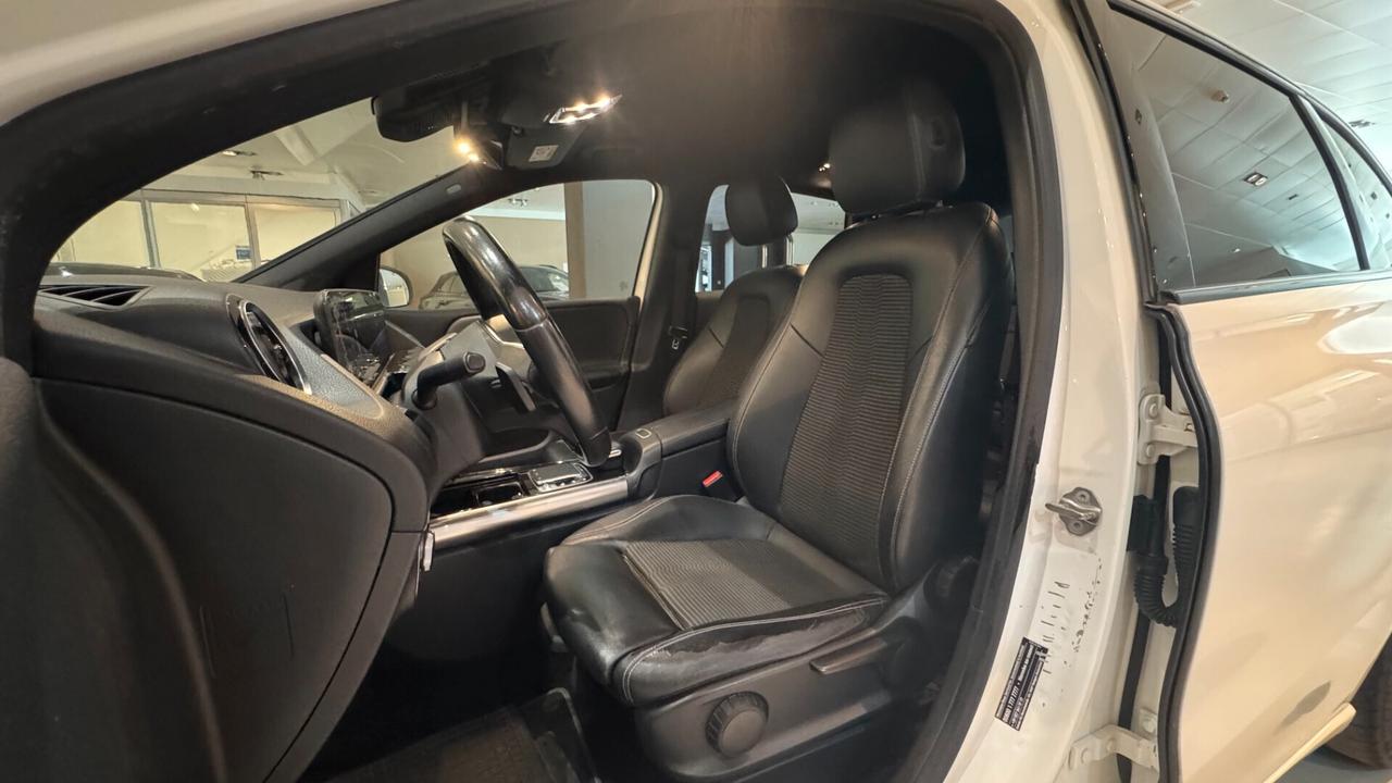 MERCEDES CLASSE B 180 136CV - 2019