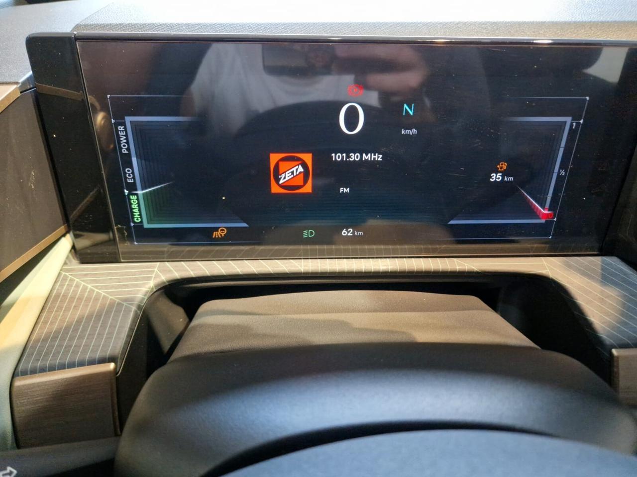 Lancia Ypsilon Hybrid e-DCT Edizione Cassina