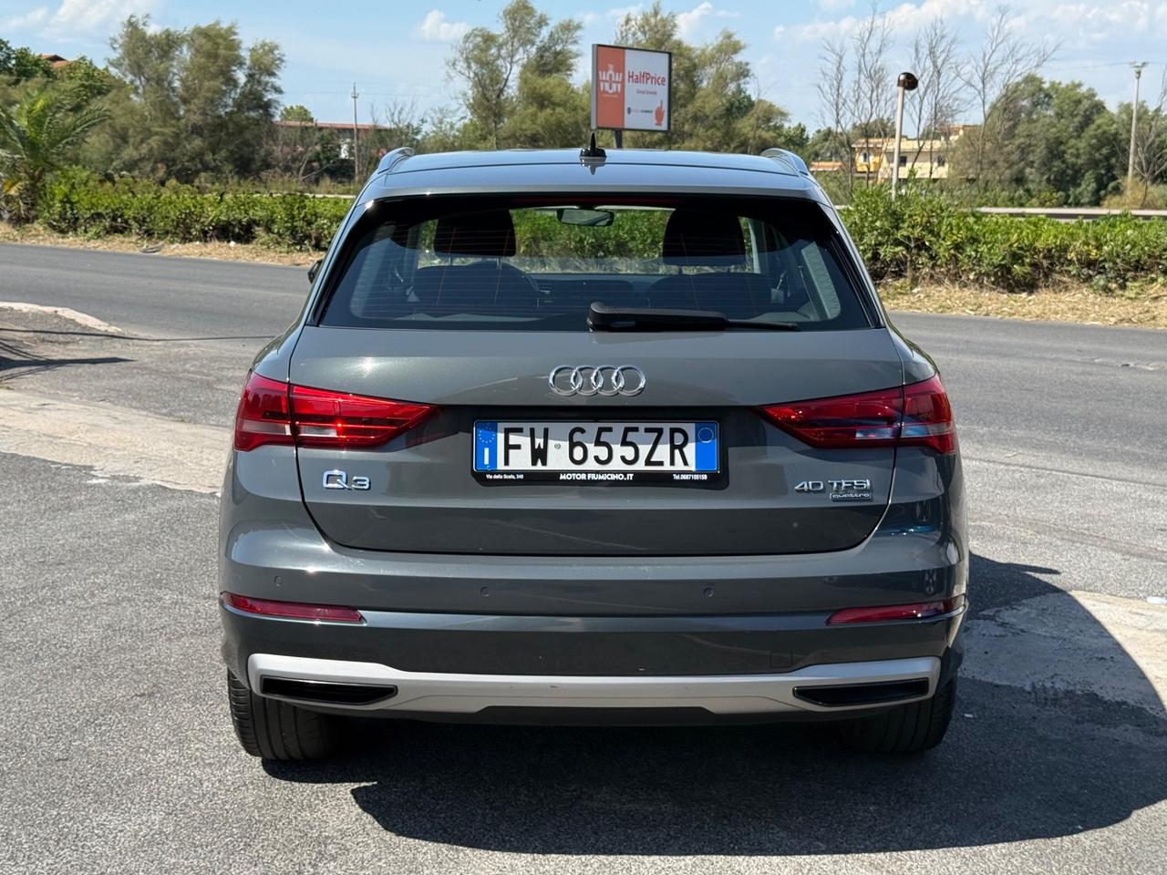 Audi Q3 40 TFSI quattro S tronic Business Advanced