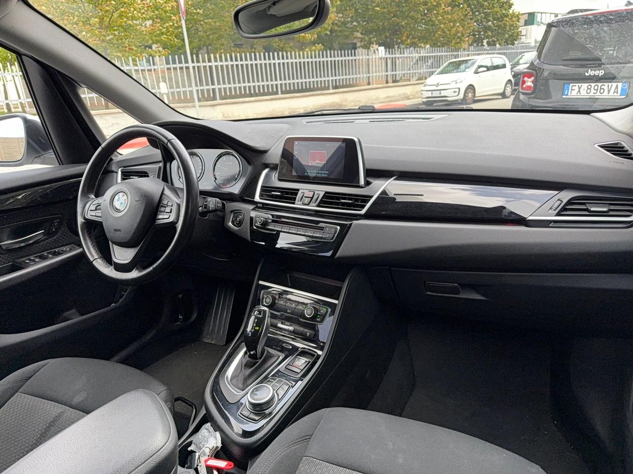 Bmw 218 218d Active Tourer Luxury automatica