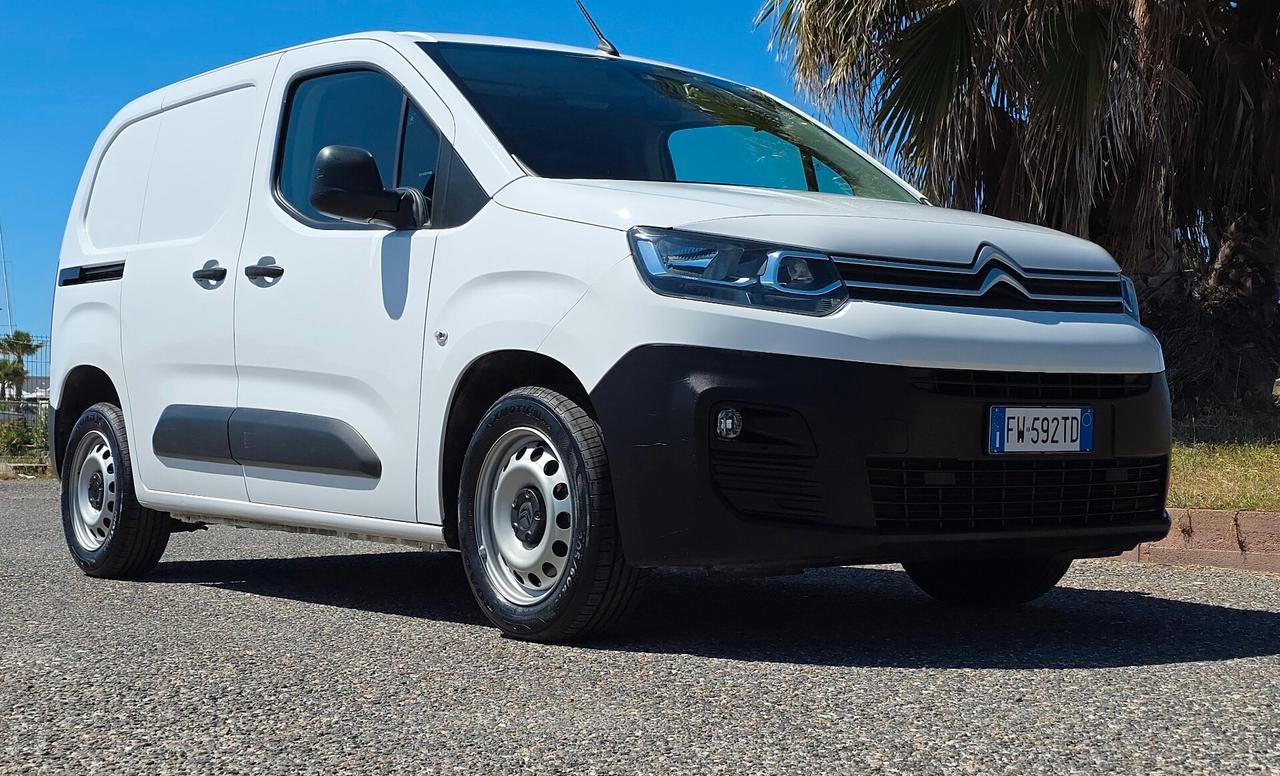 Citroen Berlingo BlueHDi 100 S&S Van M Club (1000Kg)