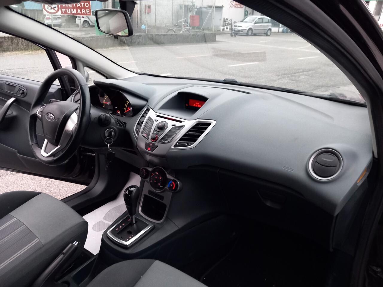 Ford Fiesta 1.4 96CV AUTOMATICA 5 porte
