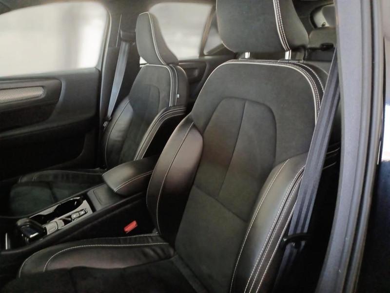 VOLVO XC40 T3 AUTOMATICO R-DESIGN SUV