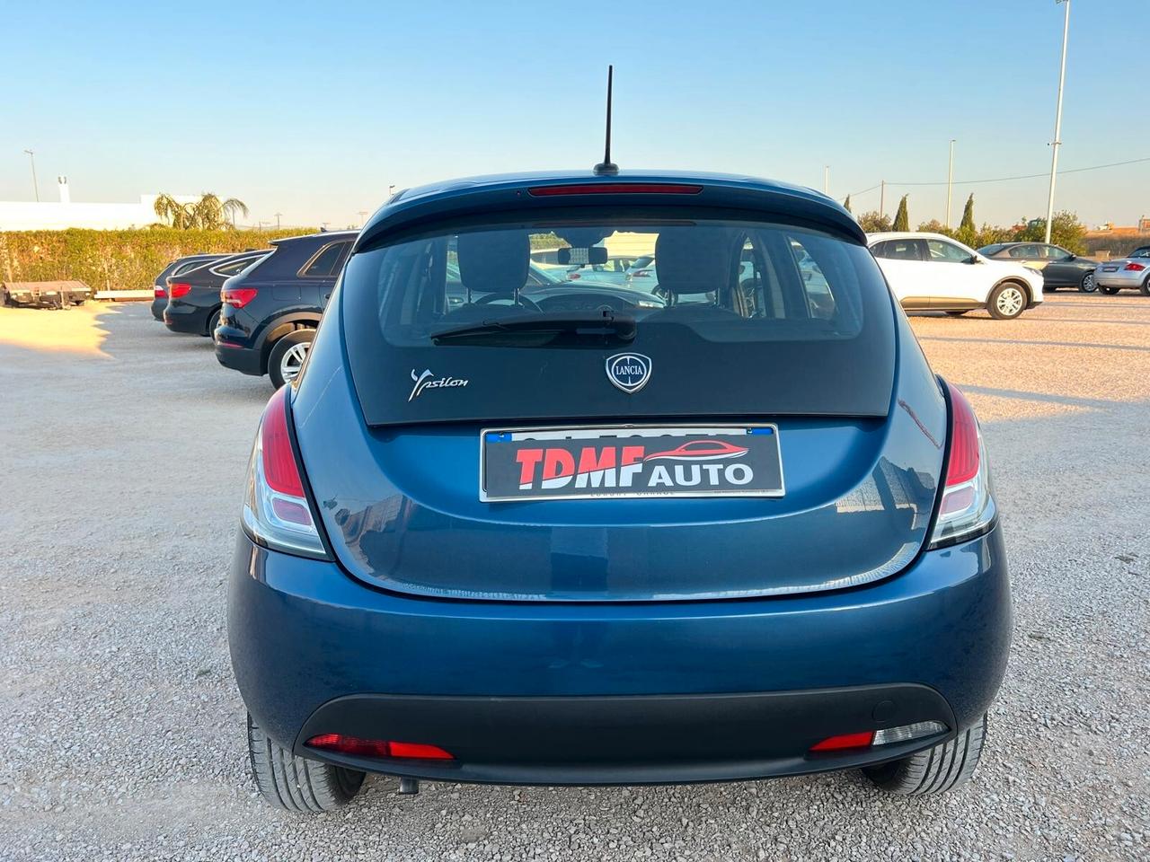 Lancia Ypsilon 1.0 FireFly 5 porte S&S Hybrid UnYca