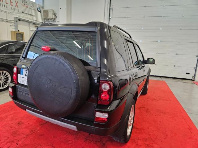 LAND ROVER - Freelander SW 2.0 td4 SE