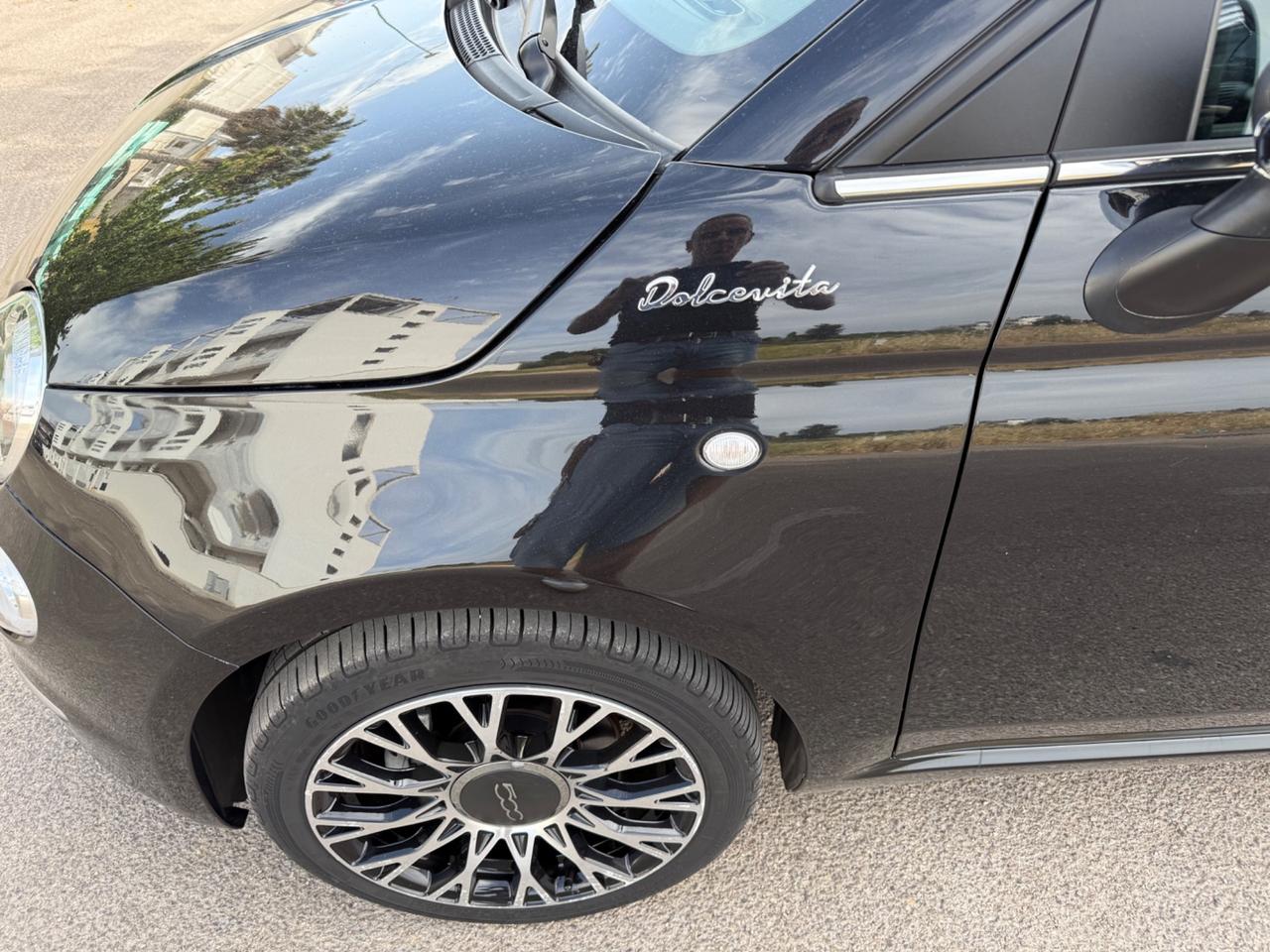 Fiat 500 1.0 Hybrid Dolcevita con TETTUCCIO