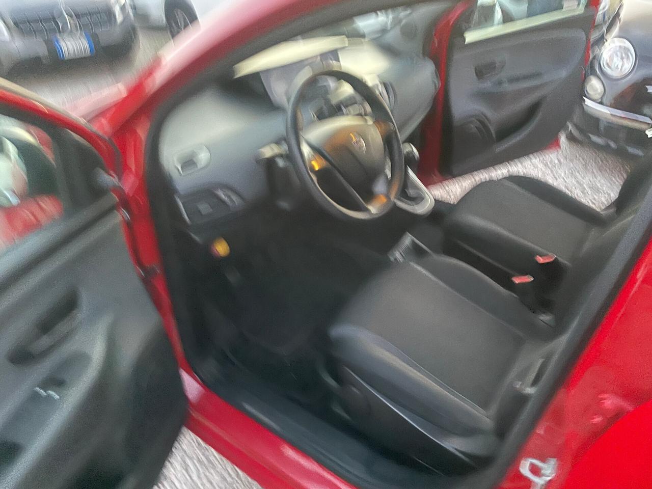 Lancia Ypsilon 1.3 MJT 5 PORTE DIESEL