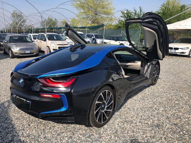 Bmw i8 BMW i8 1.5 IVA ESPOSTA