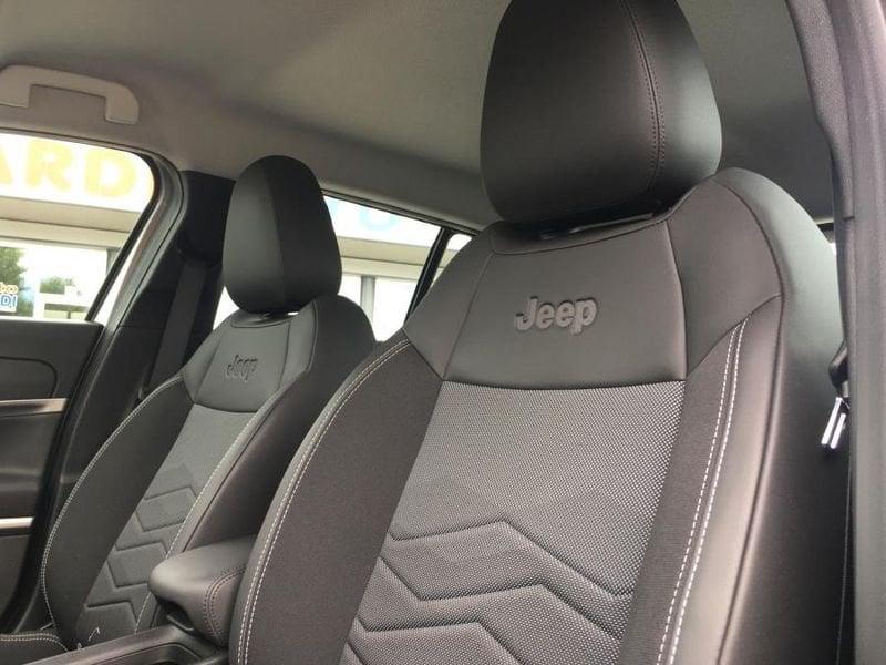 Jeep Avenger 1.2 Turbo 100cv Altitude PORTELLO EL. + NAVIGATORE