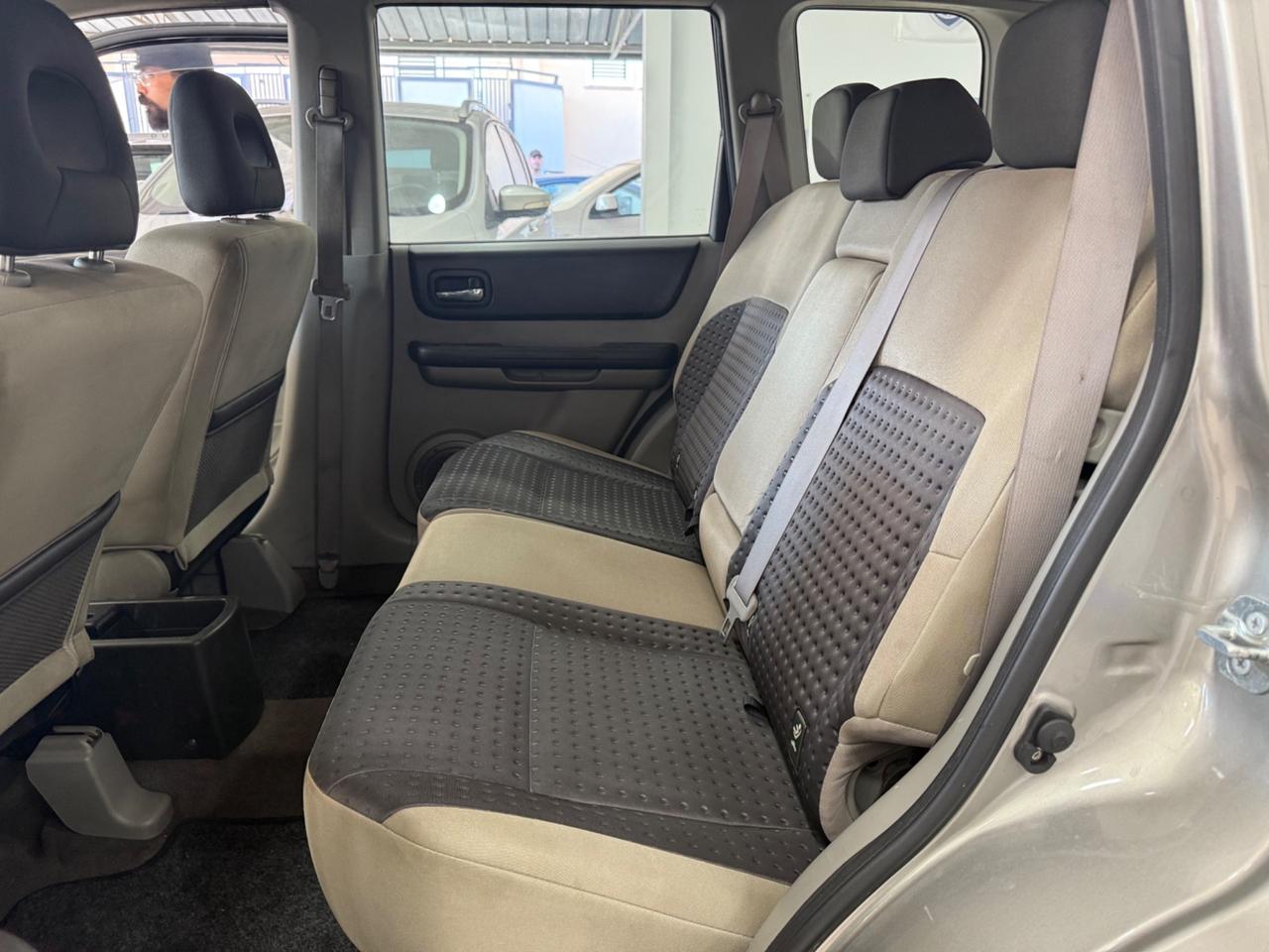 Nissan X-Trail 4x4 elegance