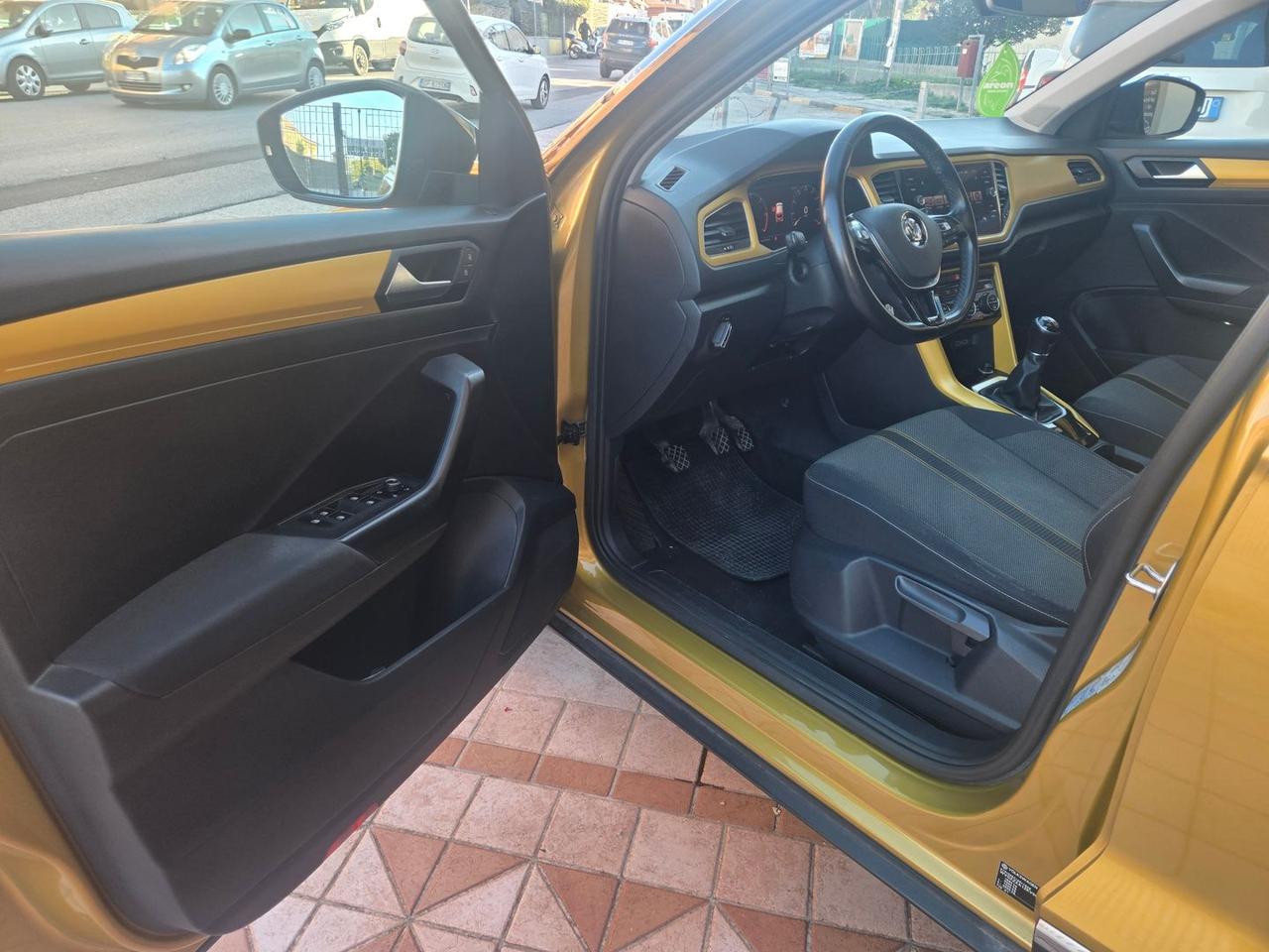 Volkswagen T-Roc 1.6 TDI Advanced #50800