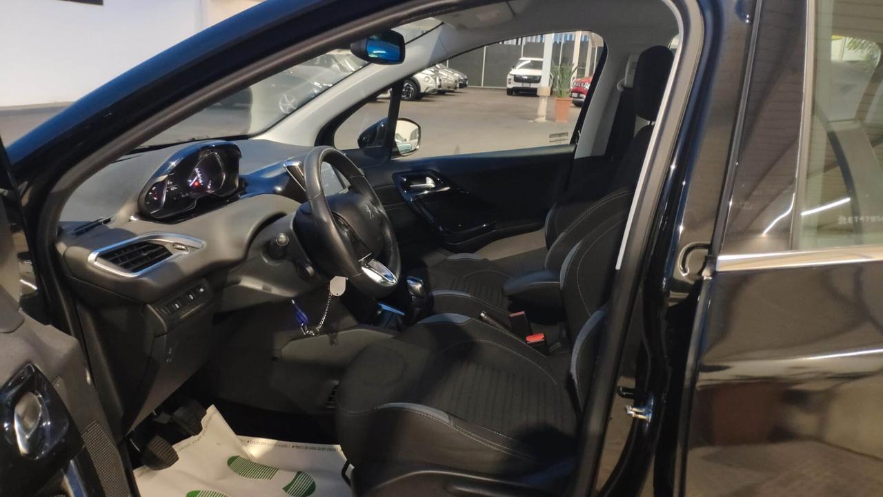 Peugeot 208 1200cc Benz 82 CV 5P