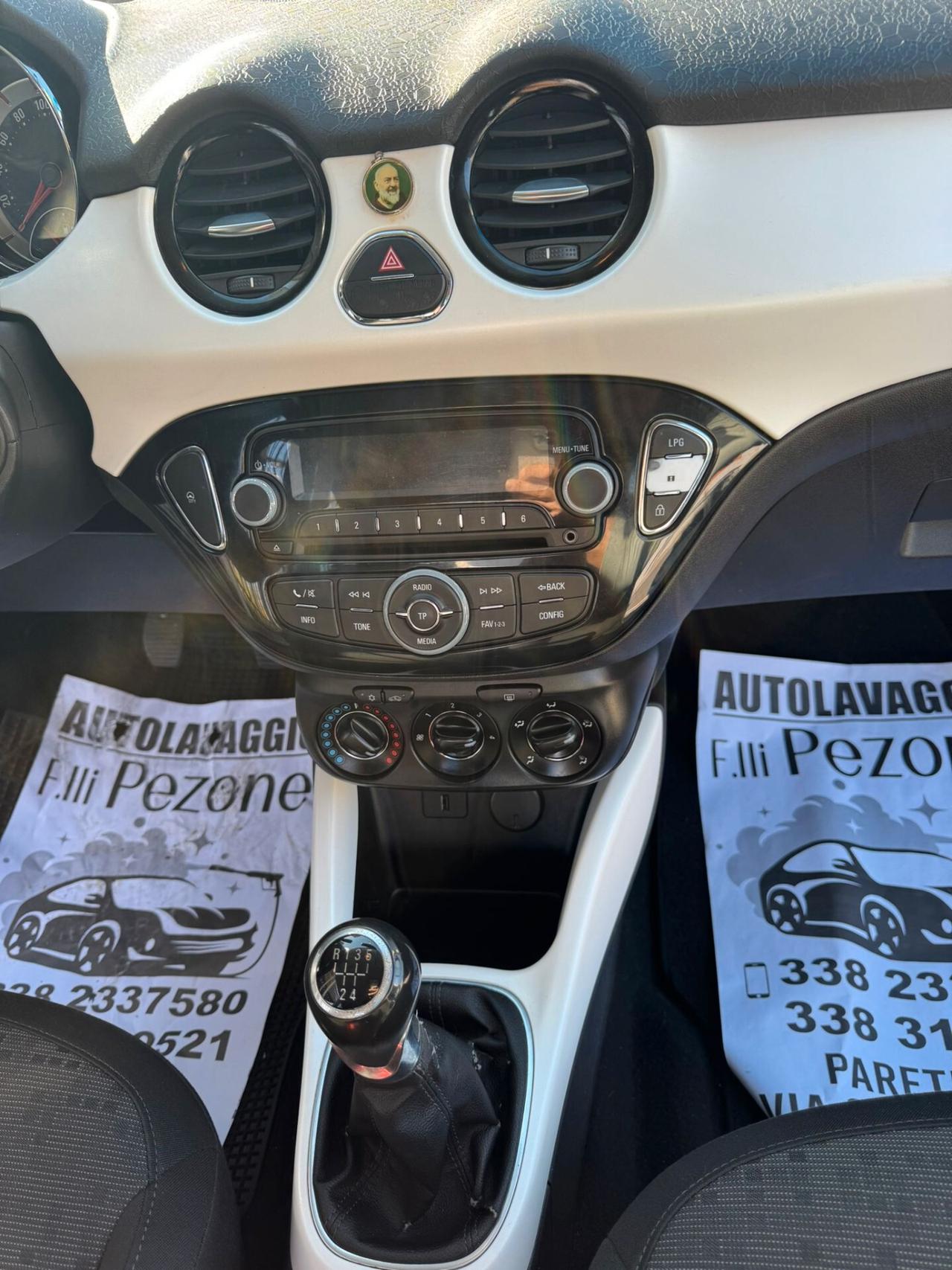 Opel Adam 1.4 87 CV GPL Tech Slam