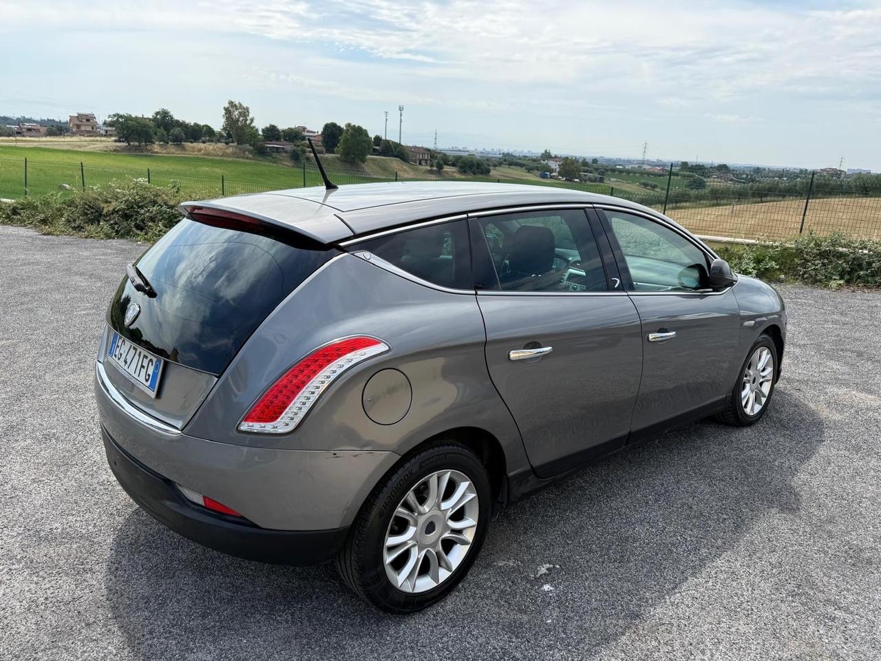 Lancia Delta 1.6 MJT DPF 105 CV Gold