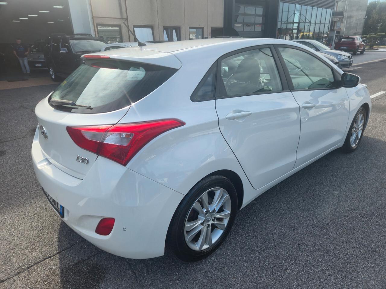 Hyundai i30 1.4 5p. Econext Comfort