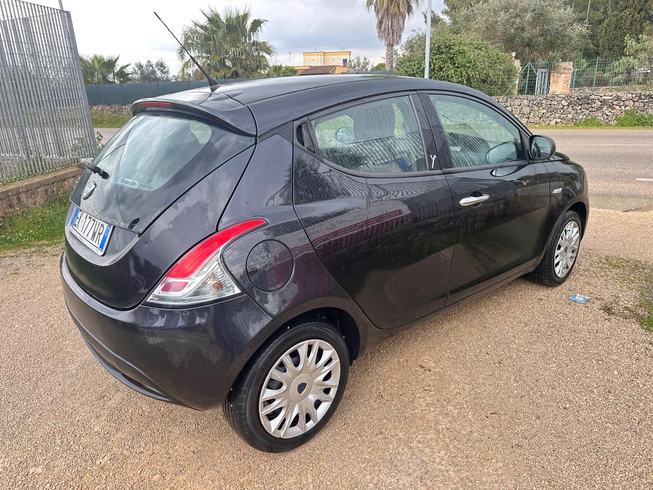 Lancia Ypsilon 1.2 69 CV 5 porte -mod.2012