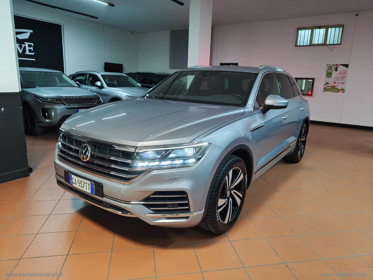 VOLKSWAGEN Touareg 3.0 TDI