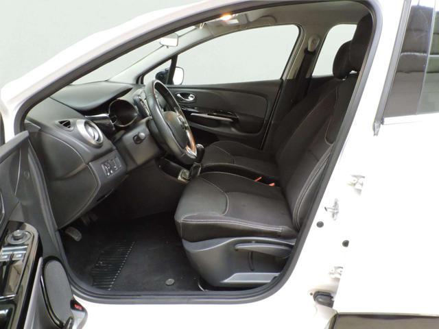 RENAULT Clio 1.2 75CV 5 porte Live