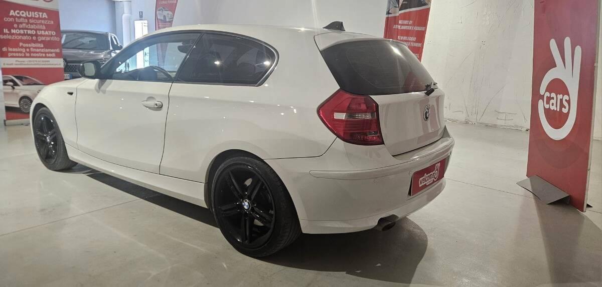 BMW Serie 1 3 Porte 118d 2.0 Futura 143cv 3p dpf
