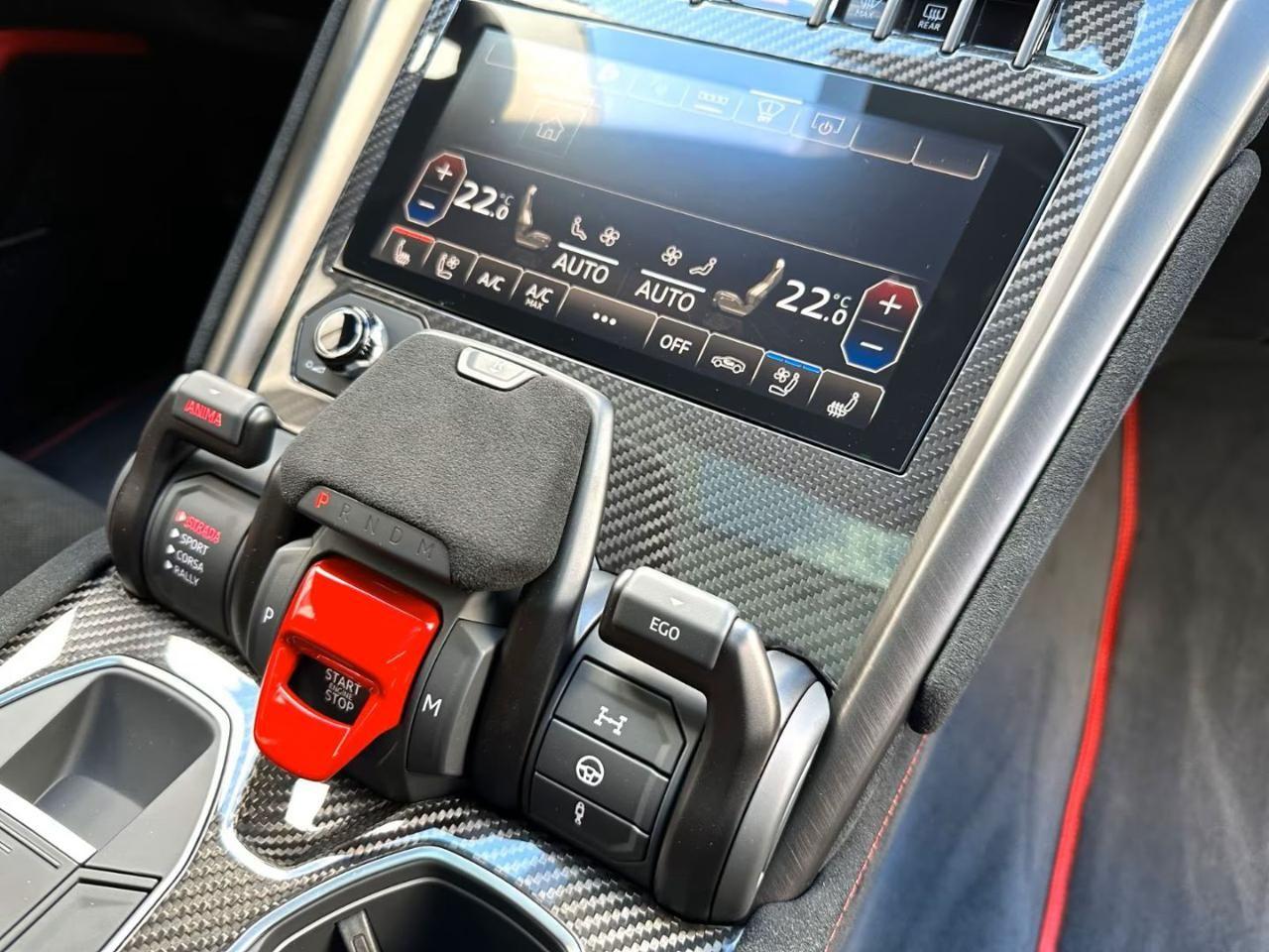 LAMBORGHINI Urus 4.0 Performante 666cv TUA IN 30 GIORNI