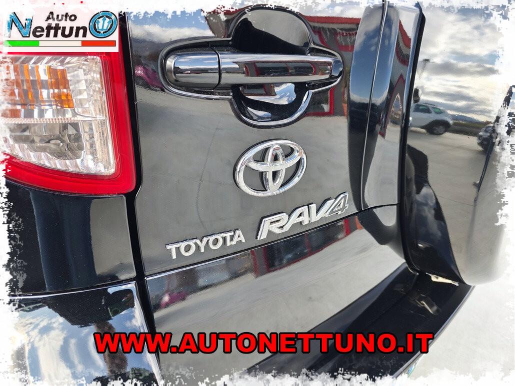 Toyota RAV 4 RAV4 2.2 D-4D 177 CV Luxury