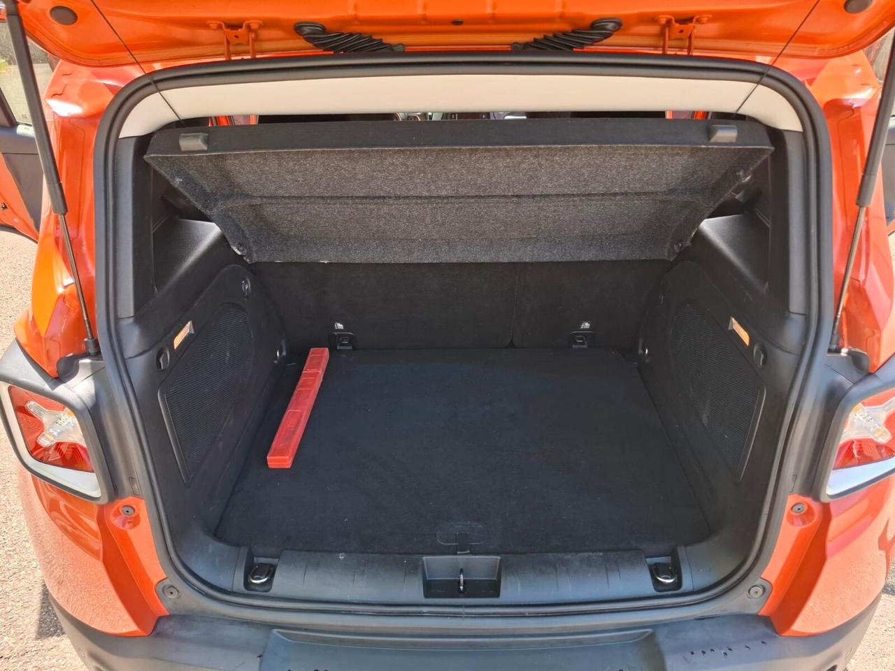 Jeep Renegade 1.6 Mjt SOLAMENTE 129.000 KM